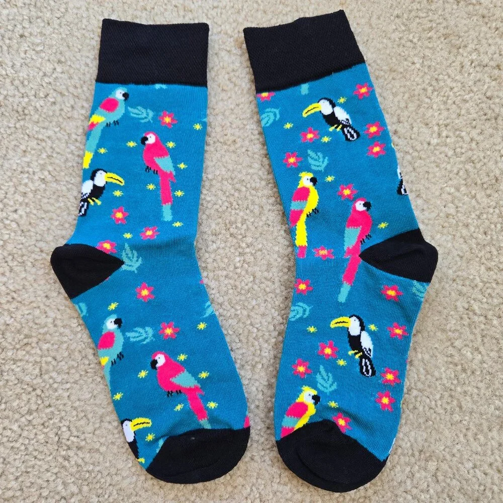 New women's socks toucan macaw parrot bird